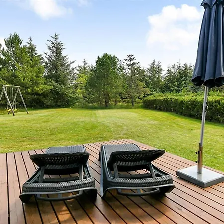 Bv320-blavand-nordkrogen-1 بيت للعطل *