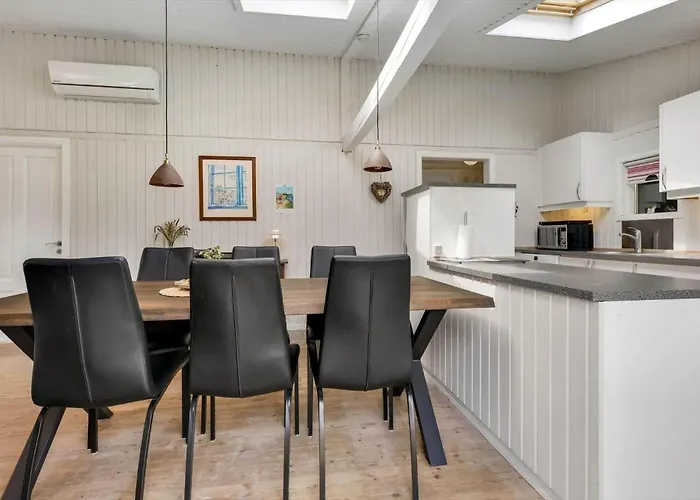 Bv320-blavand-nordkrogen-1 بيت للعطل Blåvand